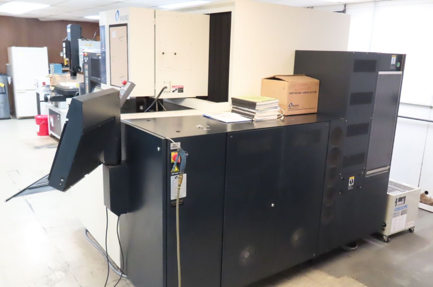 2019 Makino Wire EDM